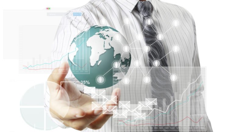 Automated logistics improves customs efficiency with the Descartes FTZ solution Shutterstock Image 2.jpg