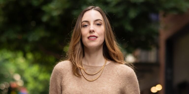 Pitch Deck: Scribe Raised $75M to Fix How Businesses Adopt AI 694ab855832e0ef1ead6bafa.jpeg