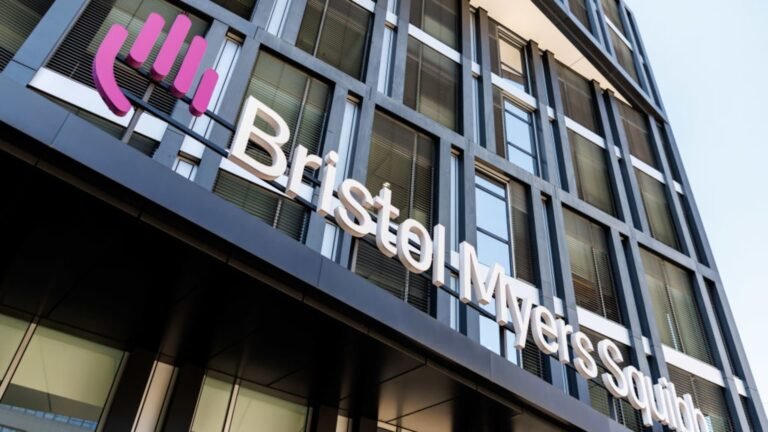 108055216 1730321022999 gettyimages 2169268882 20090101240902 99 277954.jpeg