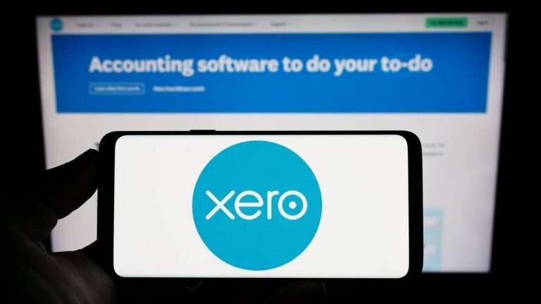 Xero logo mobile phone.jpg