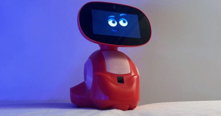 AI toy maker Miko exposed thousands of answers to children (senators) 260211 miko 3 mn 1000 a41353.jpg