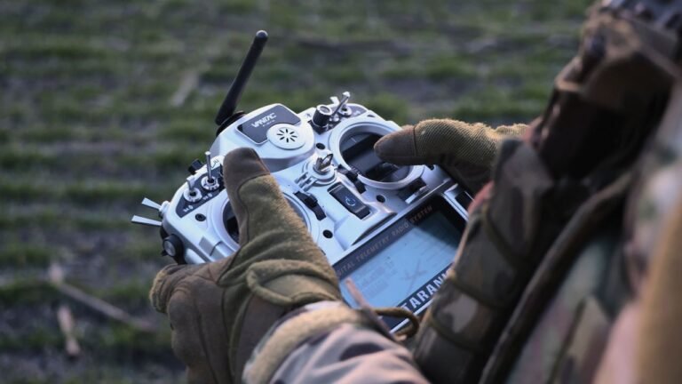 Uid c7770413544c4252b25b4b9e2f9d11e0 width 1280 play 0 pos 0 gs 0 height 720.jpg